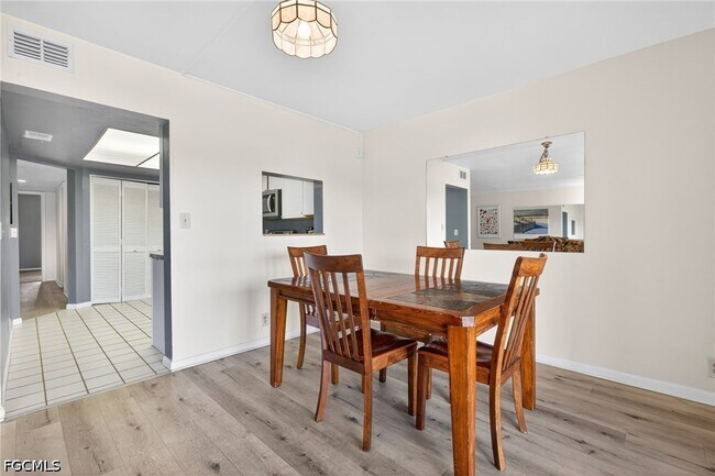 Building Photo - 4728 Orange Grove Blvd