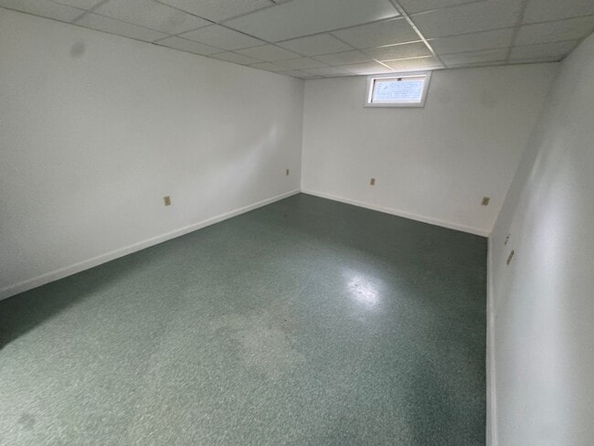 Building Photo - $3,500 5BD/2BA Single Family Home Scarborough - Available 6/1