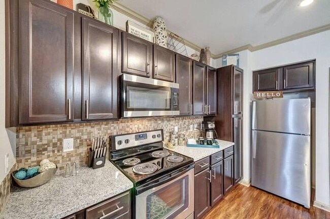 Building Photo - Turnbury