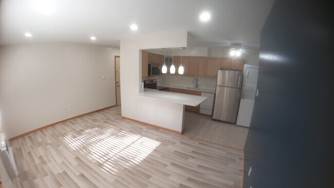 Building Photo - 1130 Dunlop Ave