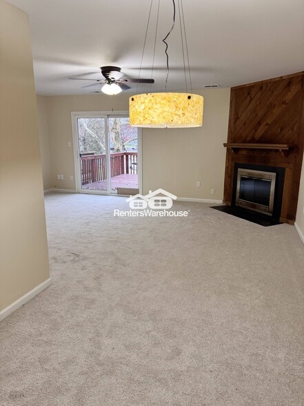 Building Photo - 5915 Rowanberry Dr