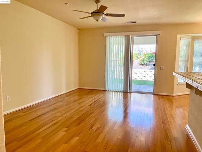 Building Photo - 1381 Bonum Way