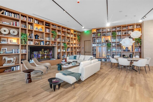 Building Photo - 1400 Biscayne Blvd