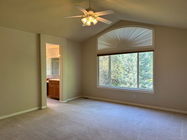 Building Photo - Beautiful Windsor Home Offering Space, Style, and Convenience