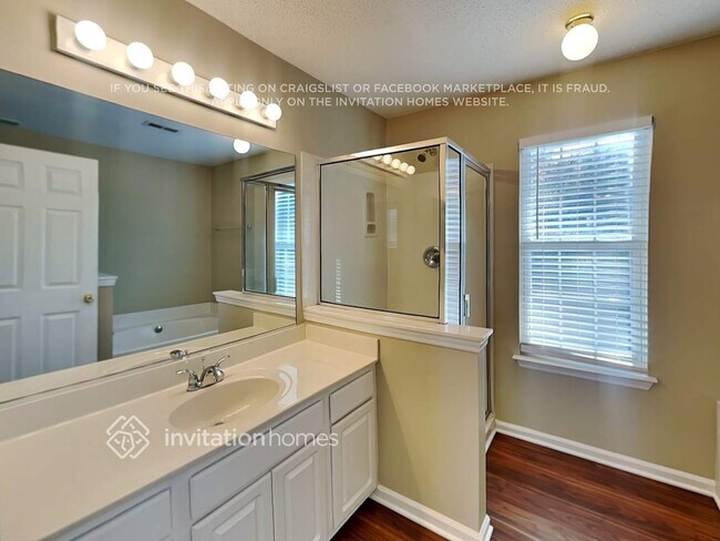 Building Photo - 4303 Lothar Ridge Ln