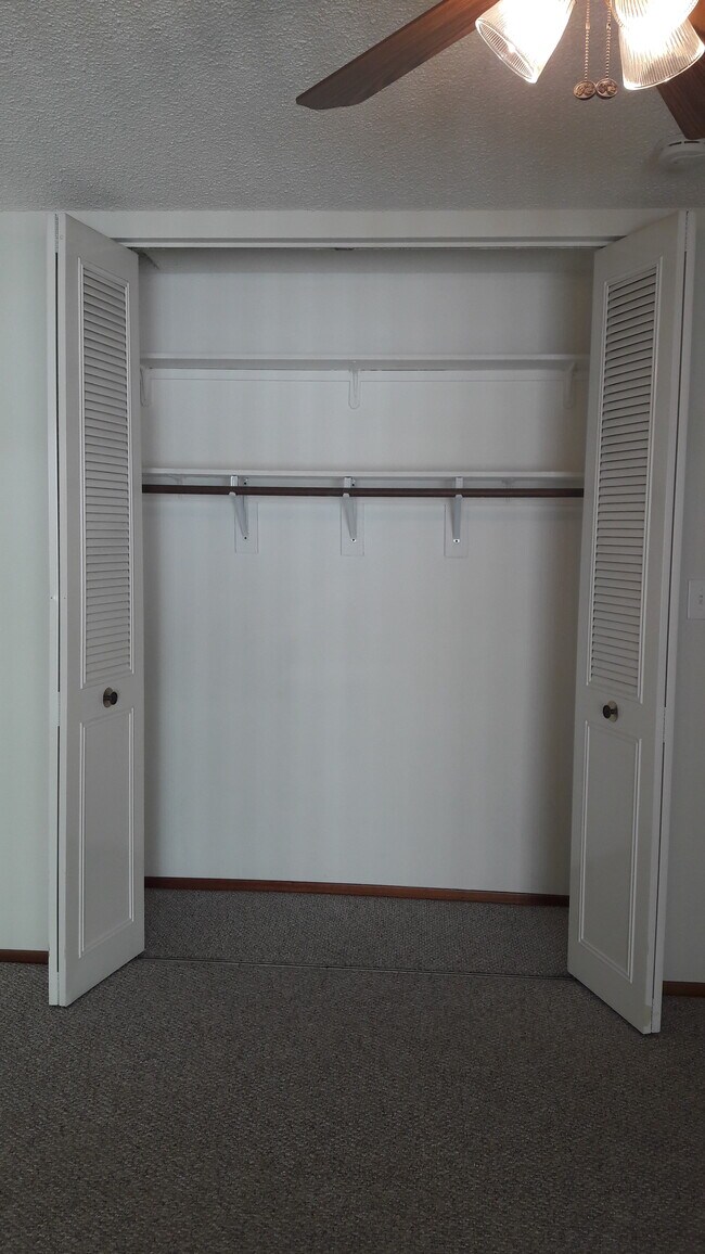 Building Photo - 3030 Olive Glen Ct