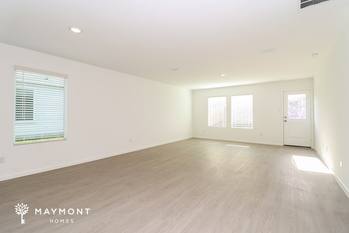 Building Photo - 3057 Titan Spgs Dr