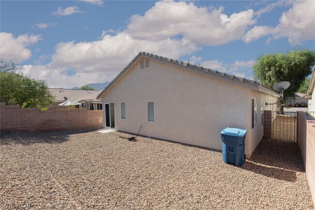 Building Photo - 5962 Turtle River Ave