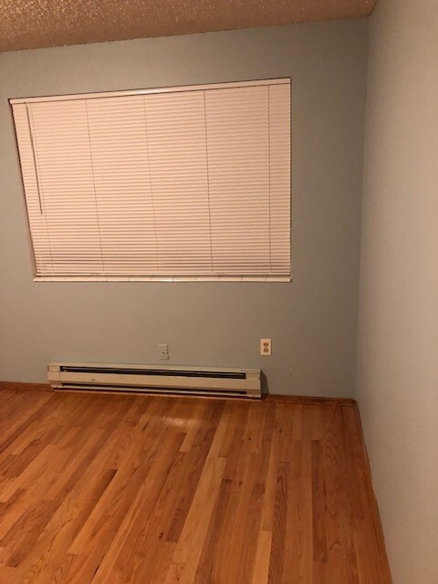 Building Photo - 3036 5th Ave W