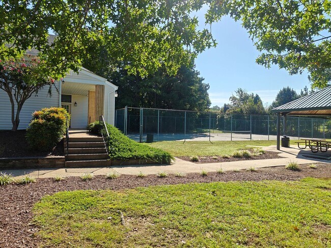 Building Photo - 8201 Skirmish Ln