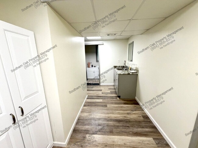 Building Photo - 11 Mizzen Ln