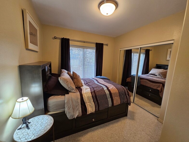 Building Photo - 3030 Lore Rd