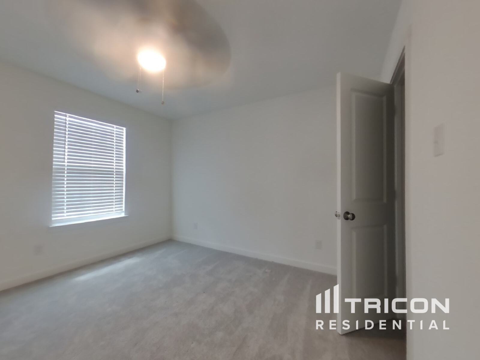 Building Photo - 2700 Brushy Lk Dr
