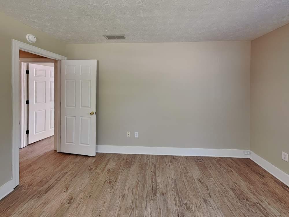 Building Photo - 1694 Webb Gin House Rd