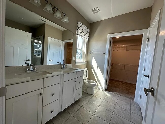 Building Photo - 1021 Augustus Beamon Dr