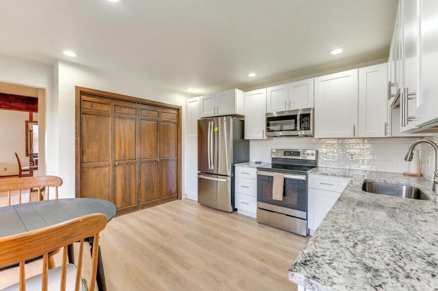 Building Photo - 1508 Harrison Ave