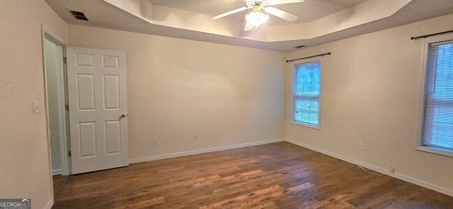 Building Photo - 45 Chemin Pl