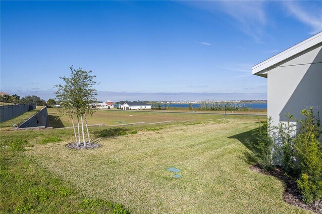 Building Photo - 208 SNOWY ORCHID Way