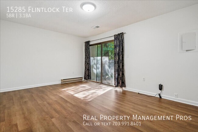 Building Photo - 15285 Flintlock Terrace
