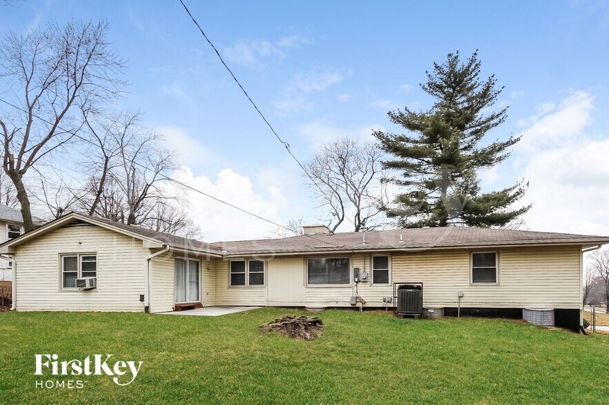 Building Photo - 6007 E 150th St