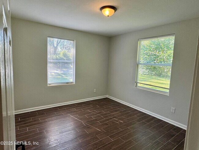 Building Photo - 4779 Shirley Ave