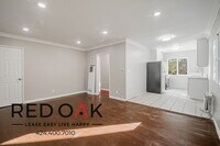 Building Photo - 436 Normandie Pl