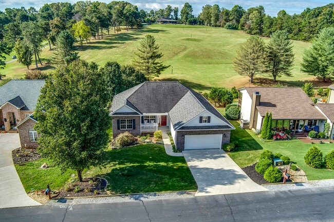 Building Photo - 134 Daleyuhski Way