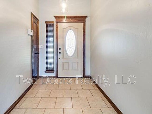 Building Photo - 10721 SW 31st Ct