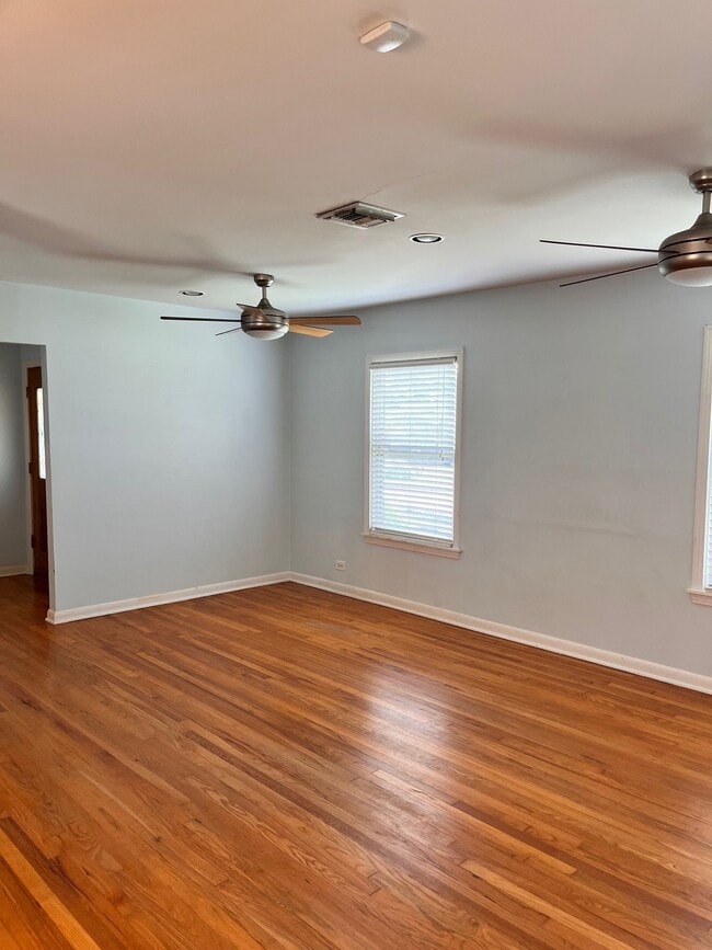 Building Photo - 357 Irvington Dr