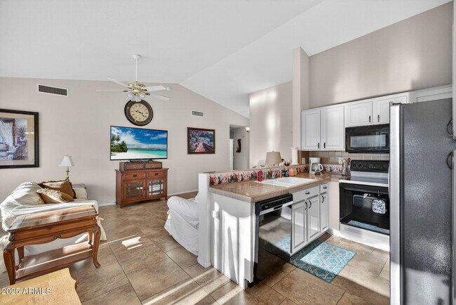 Building Photo - 1831 E Lindrick Dr