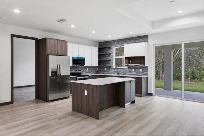 Building Photo - 5238 Fries Ave