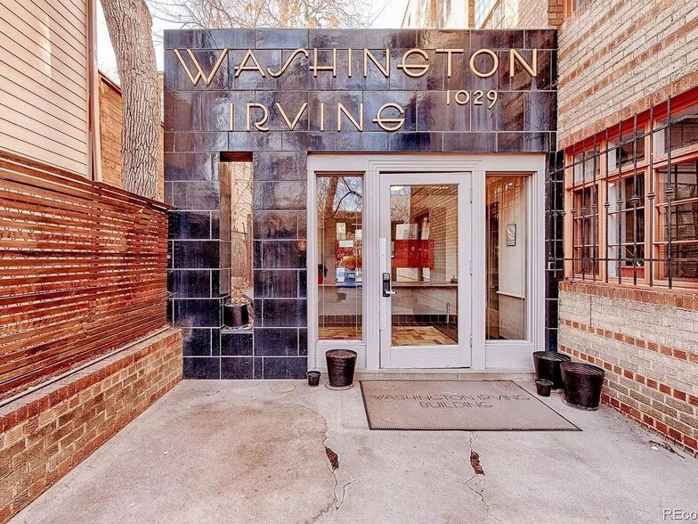 Primary Photo - 1029 Pennsylvania St
