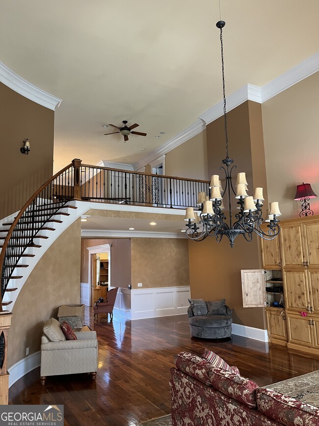 Building Photo - 87 Ridgeview Ln