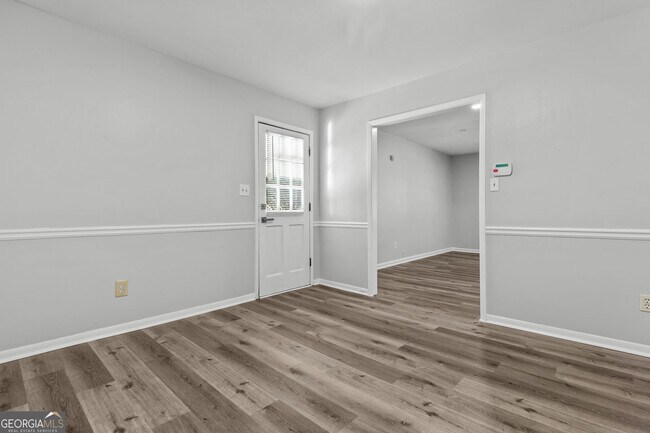 Building Photo - 1834 Dogwood Ct SW