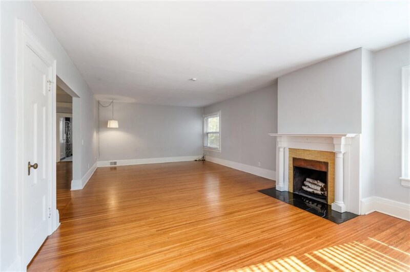 Building Photo - 214 Culver Rd