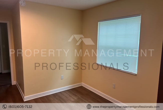 Building Photo - 1552 Reddix St