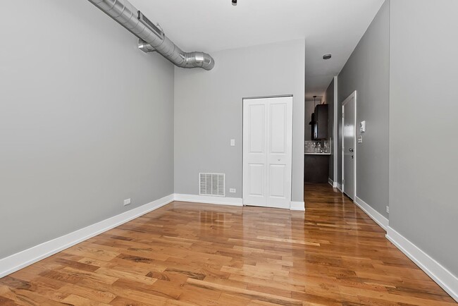 Interior Photo - 2754 W Cermak Ave.