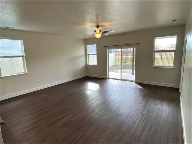 Building Photo - 231 E Sicily Dr