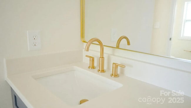 Building Photo - Earn Wealth While Leasing - Like a Homeowner - Lease to Own