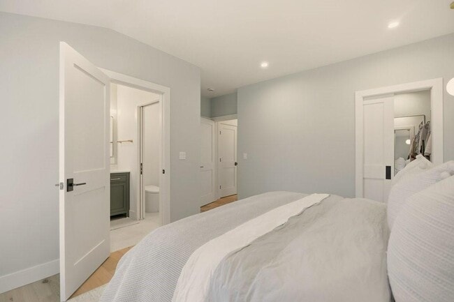 Building Photo - 8 Kerins Terrace