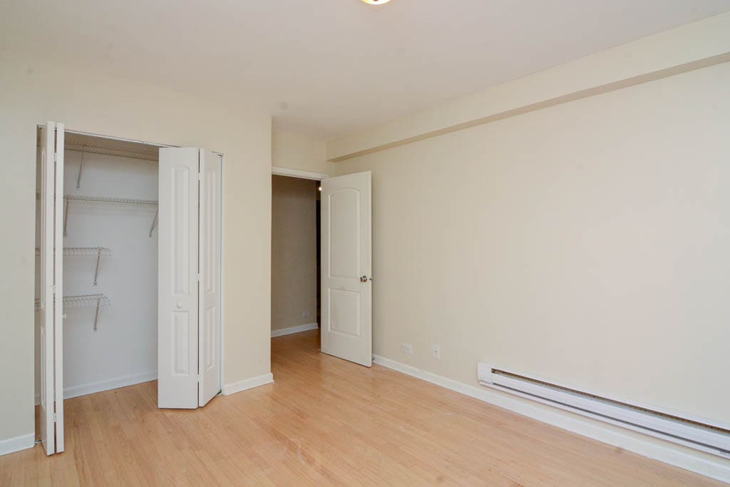 Building Photo - 4180 N Marine Dr