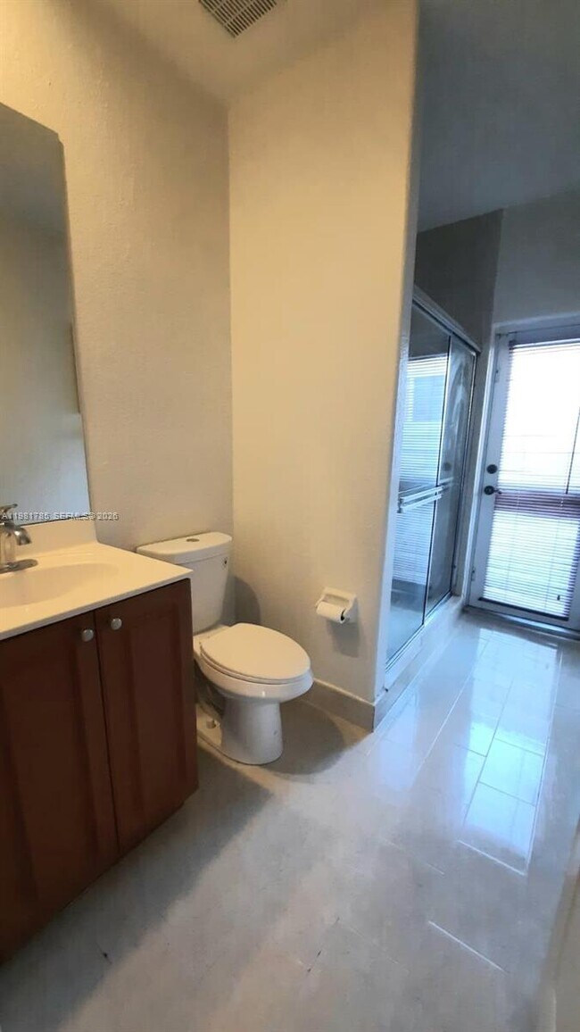 Building Photo - 8767 NW 139th Terrace