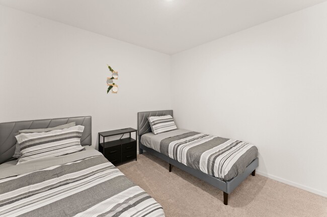 Building Photo - 29022 Rustic Windmill Wy