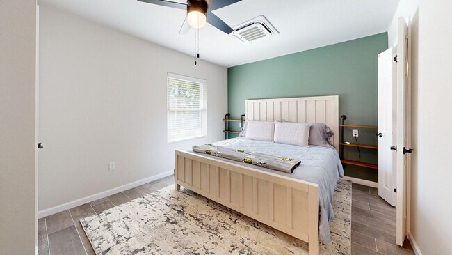 Building Photo - 200 Bucknell Ct