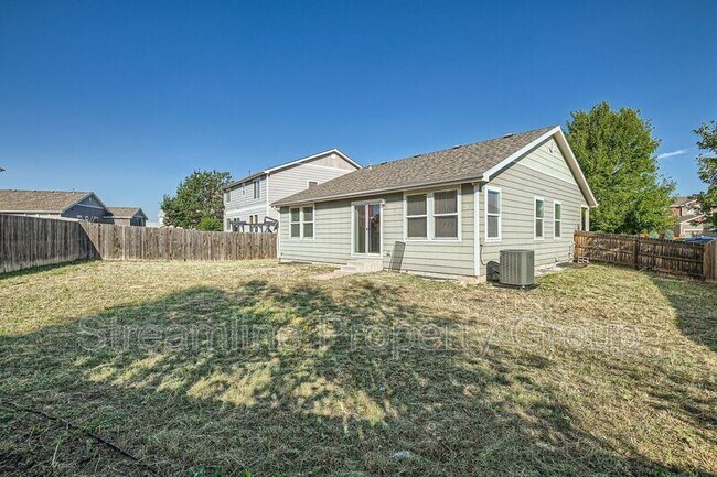 Building Photo - 5514 Laredo St