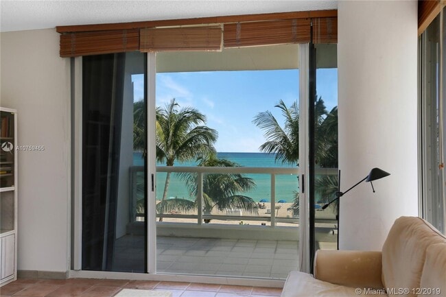 Building Photo - 4201 Collins Ave