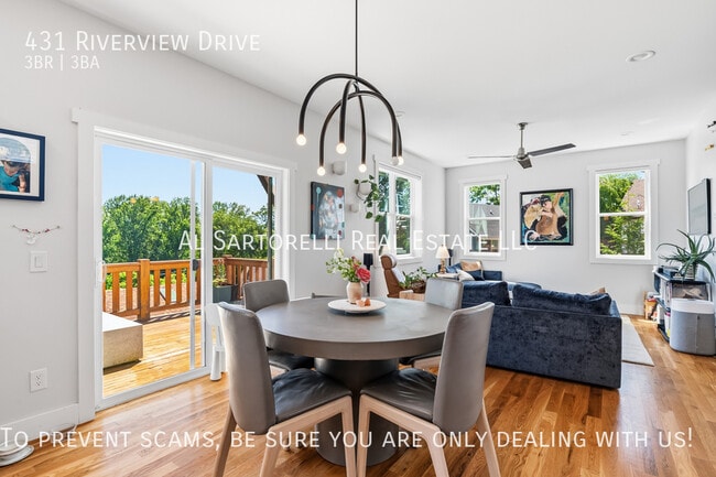 Building Photo - 431 Riverview Dr