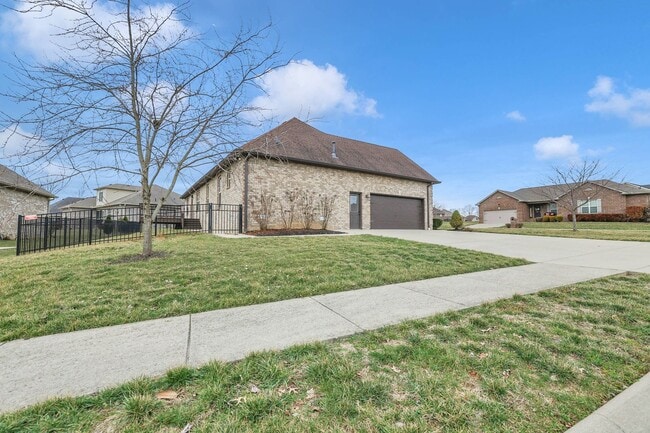 Building Photo - For Lease in Gallatin Zoned Liberty Creek Schools for Middle and High school