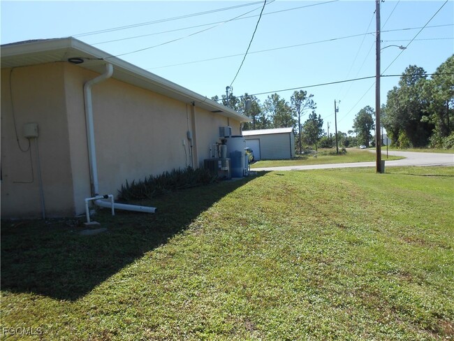 Building Photo - 501 East 10th Street