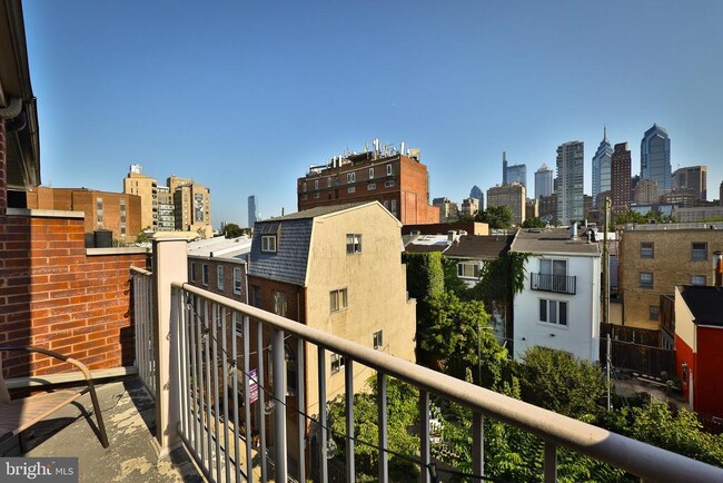 Building Photo - 1706 Rodman St
